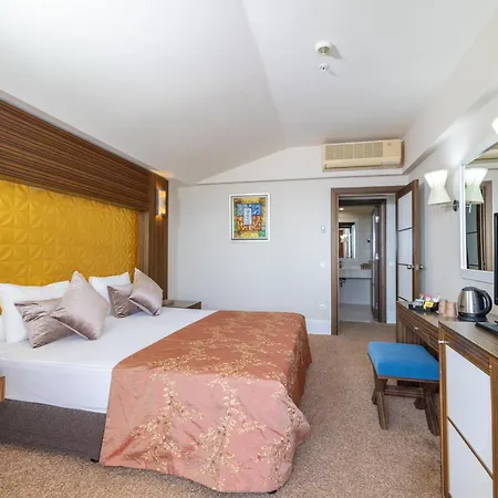 Crystal Family & Station touristique 5*